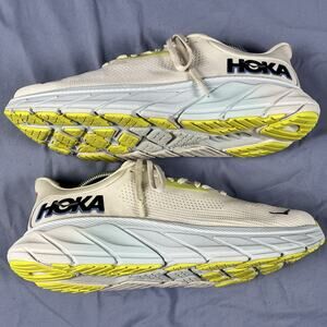 Hoka One One Arahi 7 Men’s Size 10.5 EE Running Shoes Blanc de Blanc 1147870 BVR